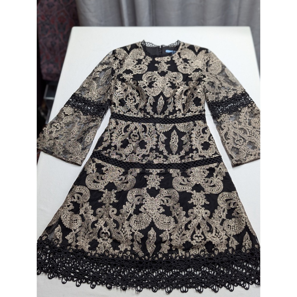 Antonio Melani Black Gold Metallic Damask Lace Bell Sleeve Dress Size 2